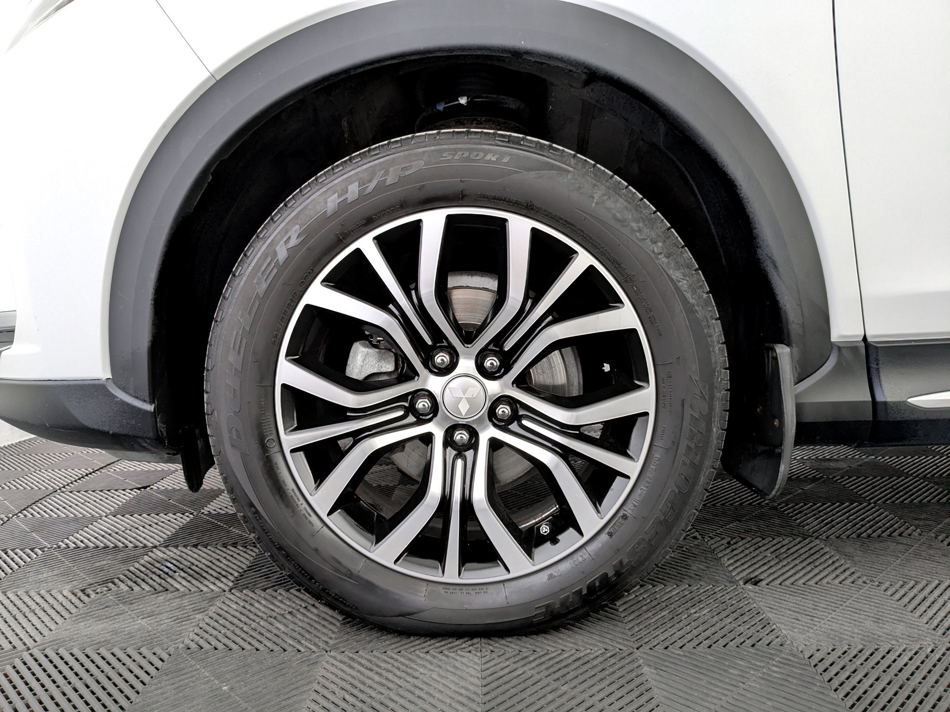 MITSUBISHI Eclipse Cross 1.50 (150 л.с), автомат, 2019, пробег 107 069 км