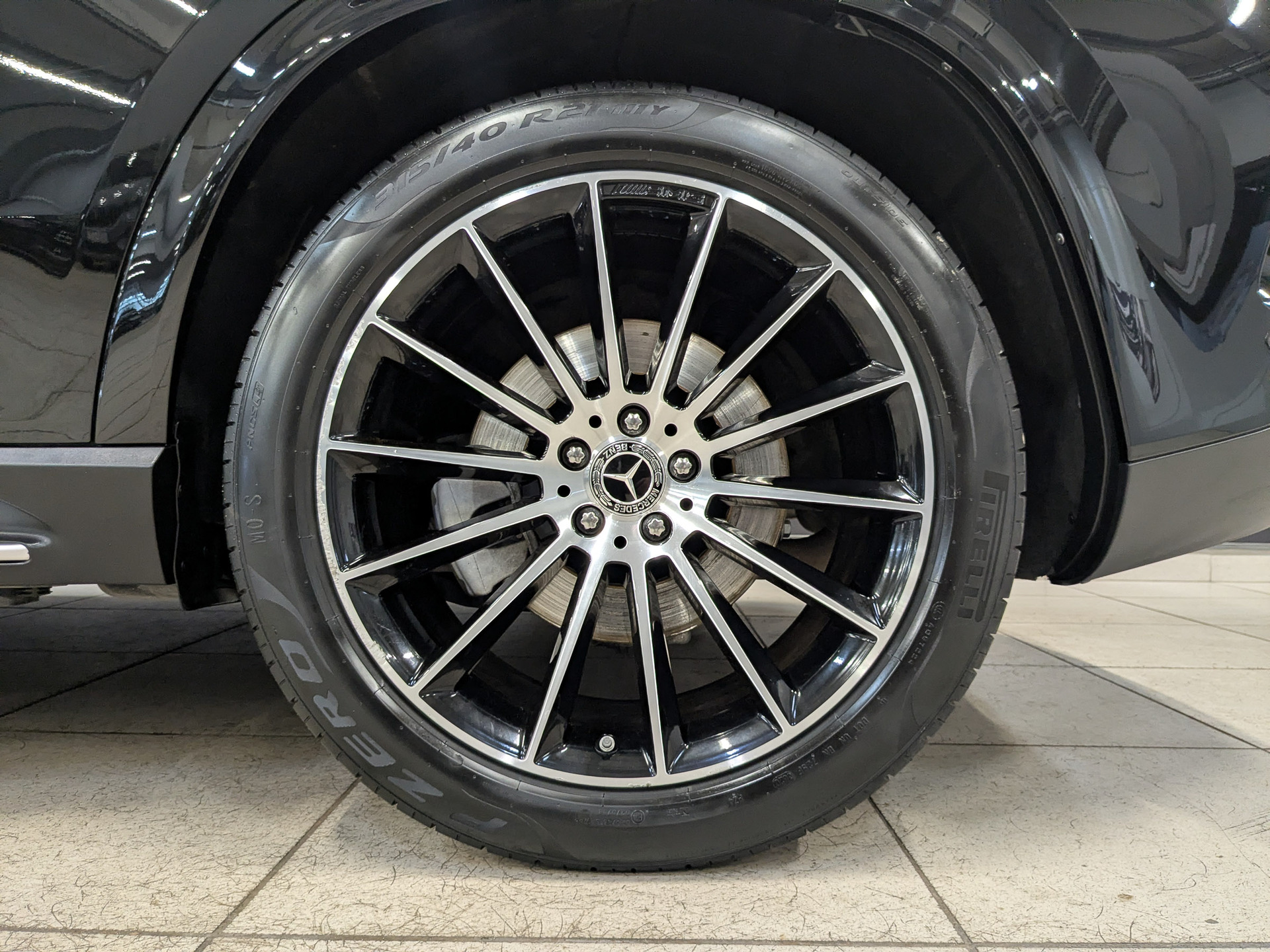 MERCEDES-BENZ GLE 3.00 (367 л.с), автомат, 2021, пробег 32 364 км