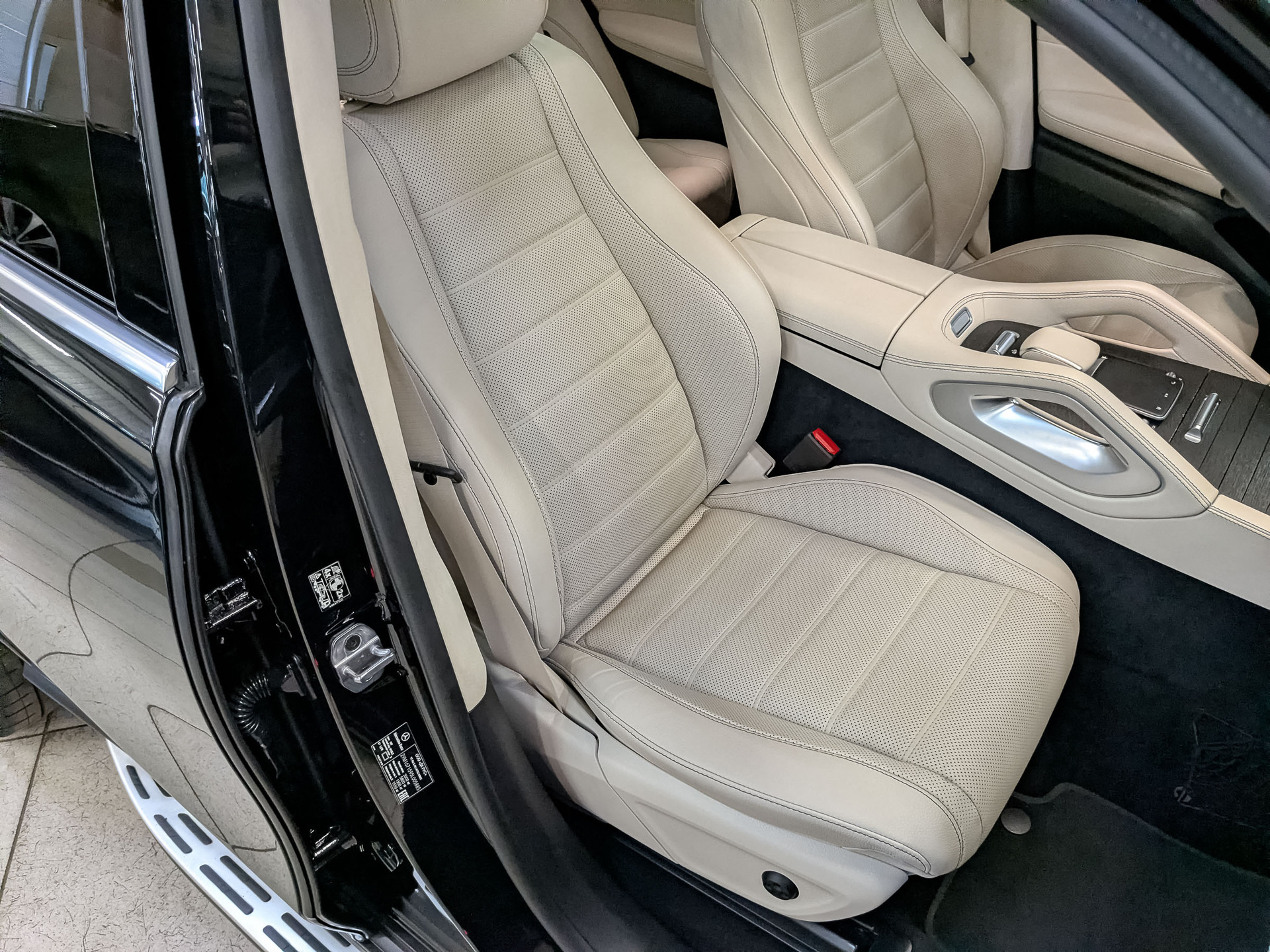 MERCEDES-BENZ GLE 3.00 (367 л.с), автомат, 2021, пробег 32 364 км