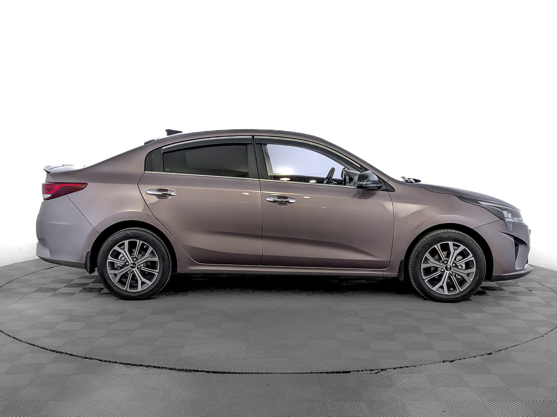KIA Rio 1.60 (123 л.с), автомат, 2021, пробег 70 404 км
