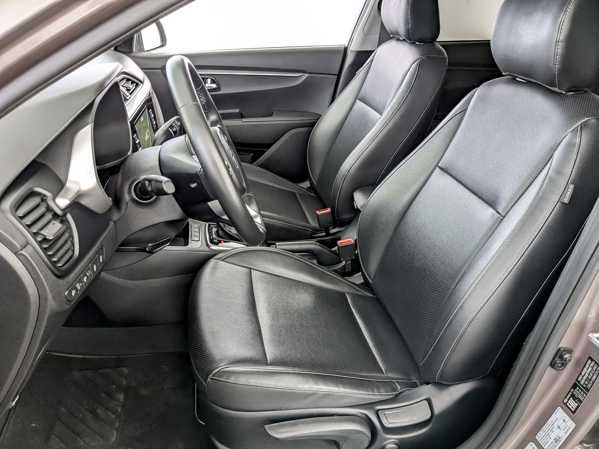 KIA Rio 1.60 (123 л.с), автомат, 2021, пробег 70 404 км
