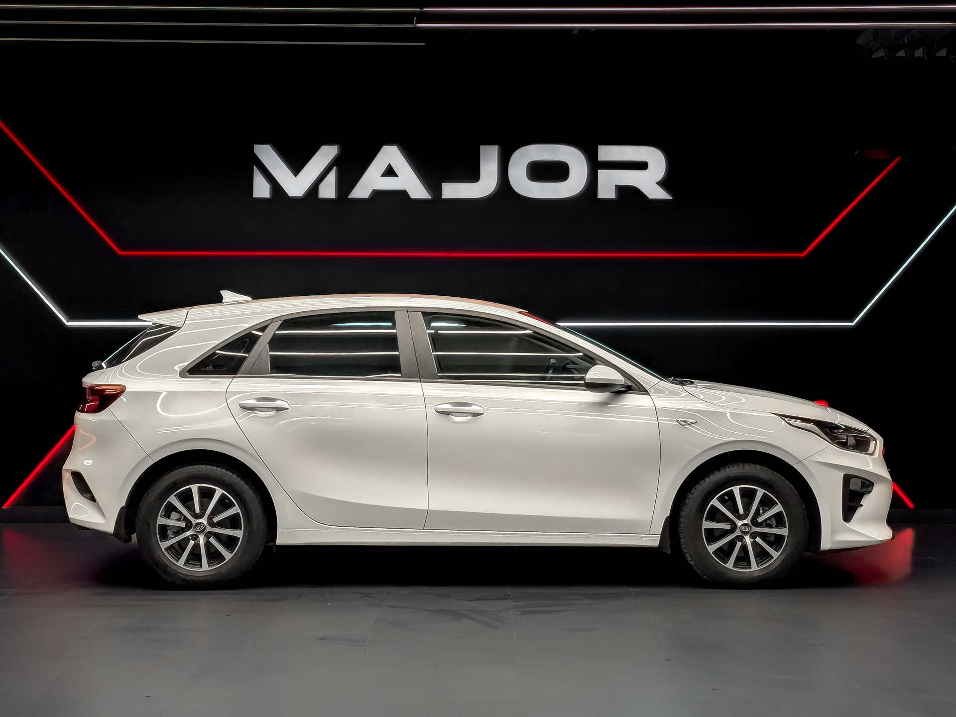KIA Ceed 1.60 (128 л.с), автомат, 2018, пробег 34 524 км