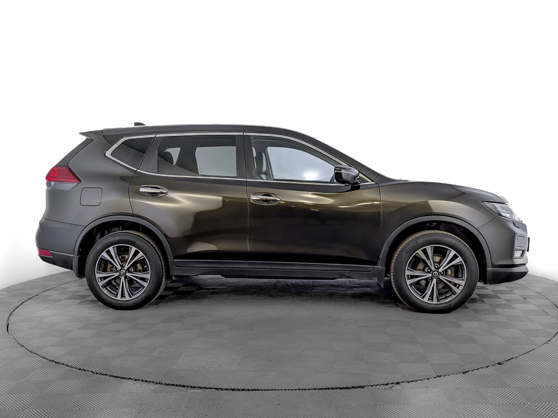 NISSAN X-Trail 2.50 (171 л.с), автомат, 2021, пробег 103 775 км