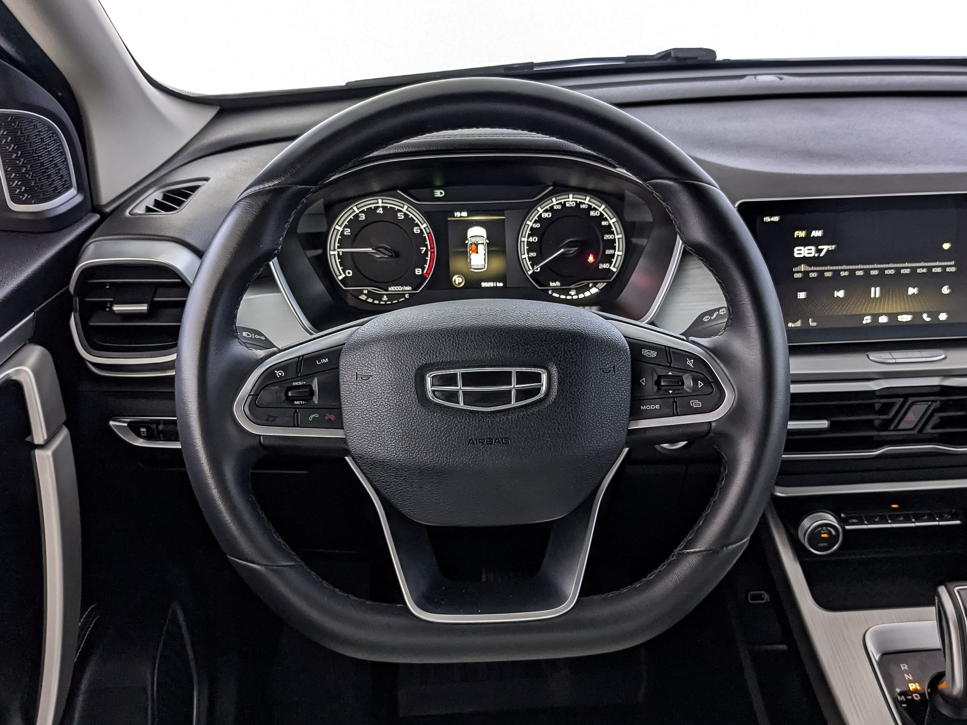 GEELY Coolray 1.50 (149 л.с), автомат, 2021, пробег 55 247 км