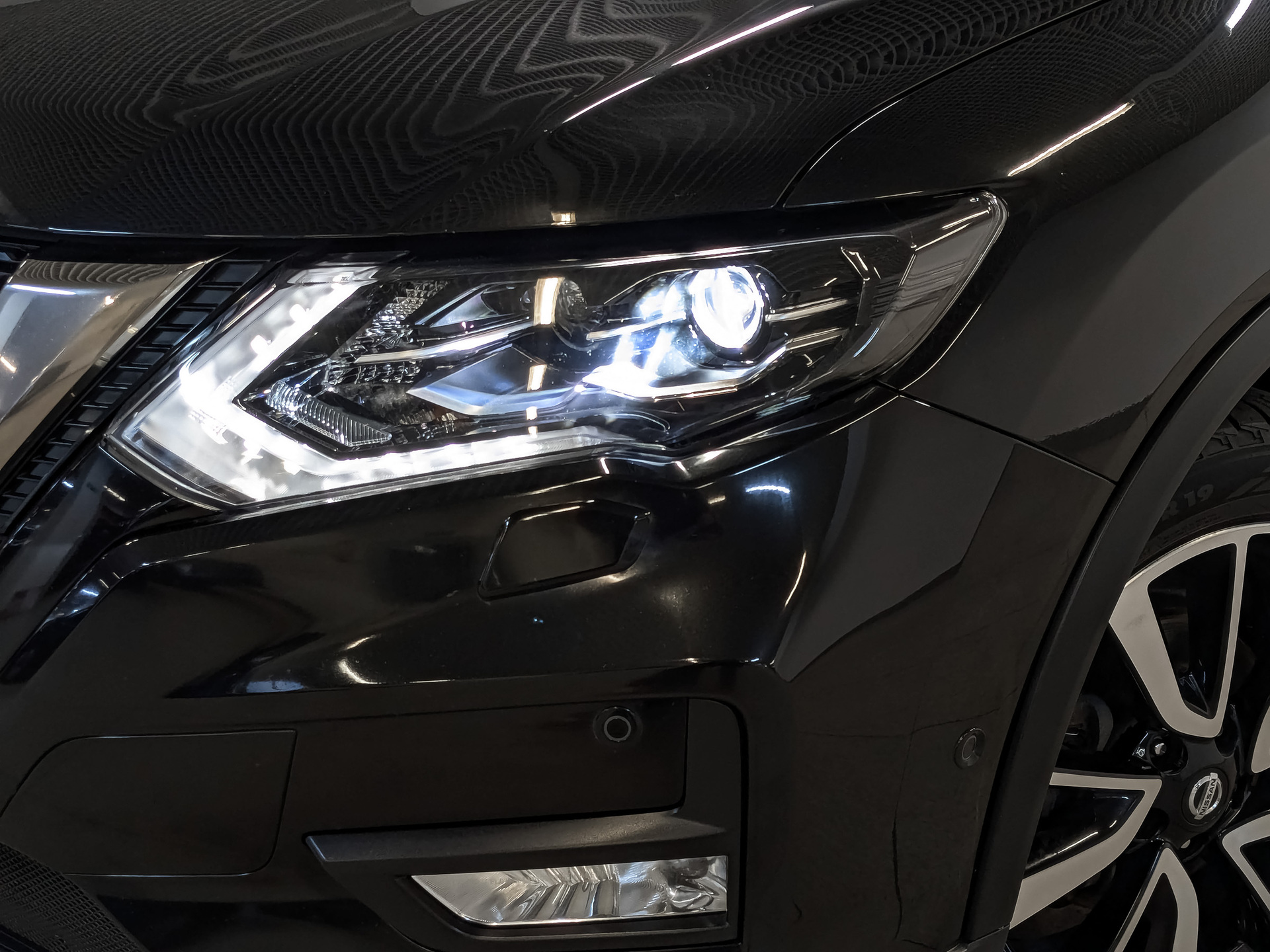 NISSAN X-Trail 2.50 (171 л.с), автомат, 2019, пробег 114 872 км