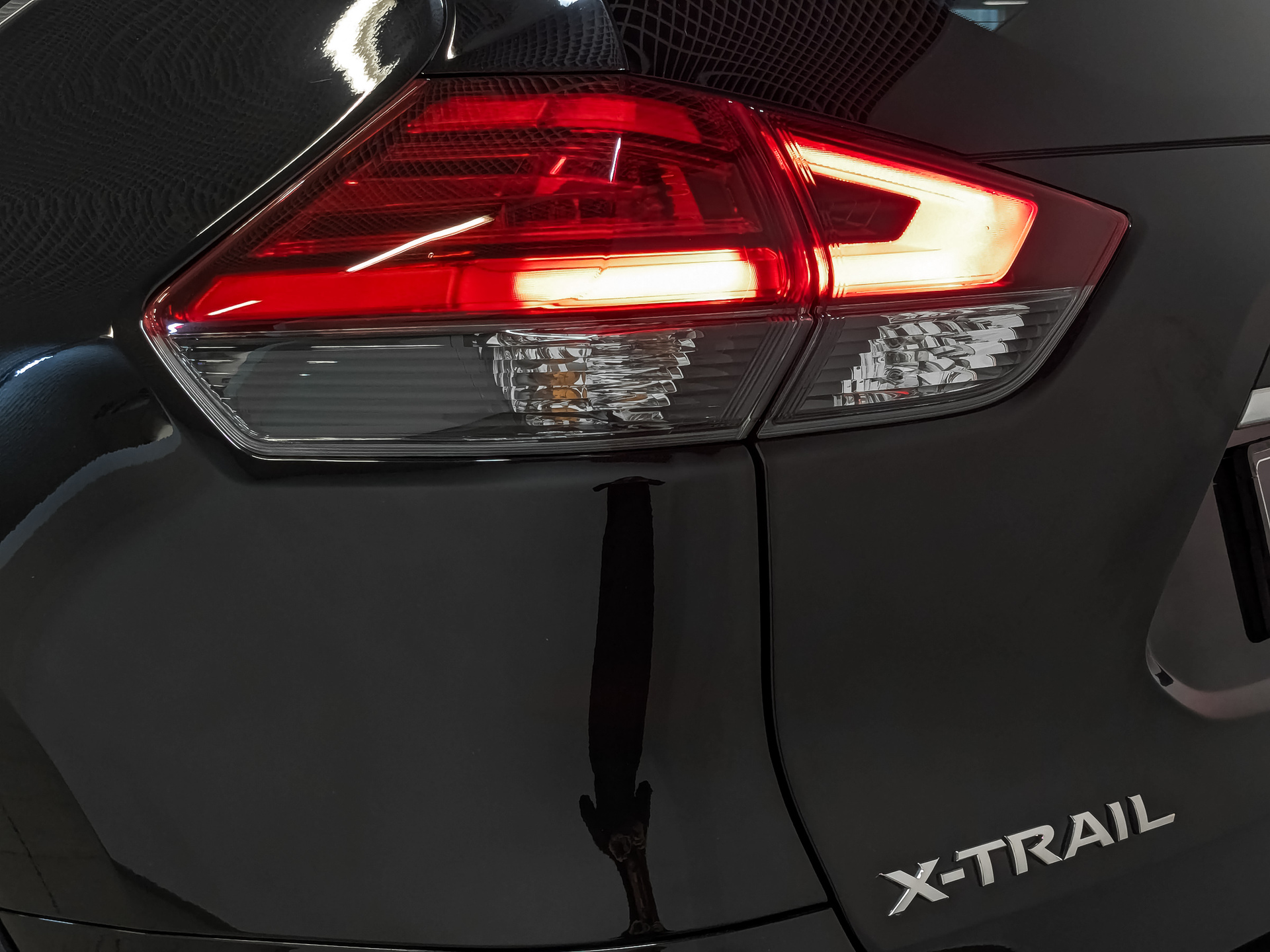 NISSAN X-Trail 2.50 (171 л.с), автомат, 2019, пробег 114 872 км