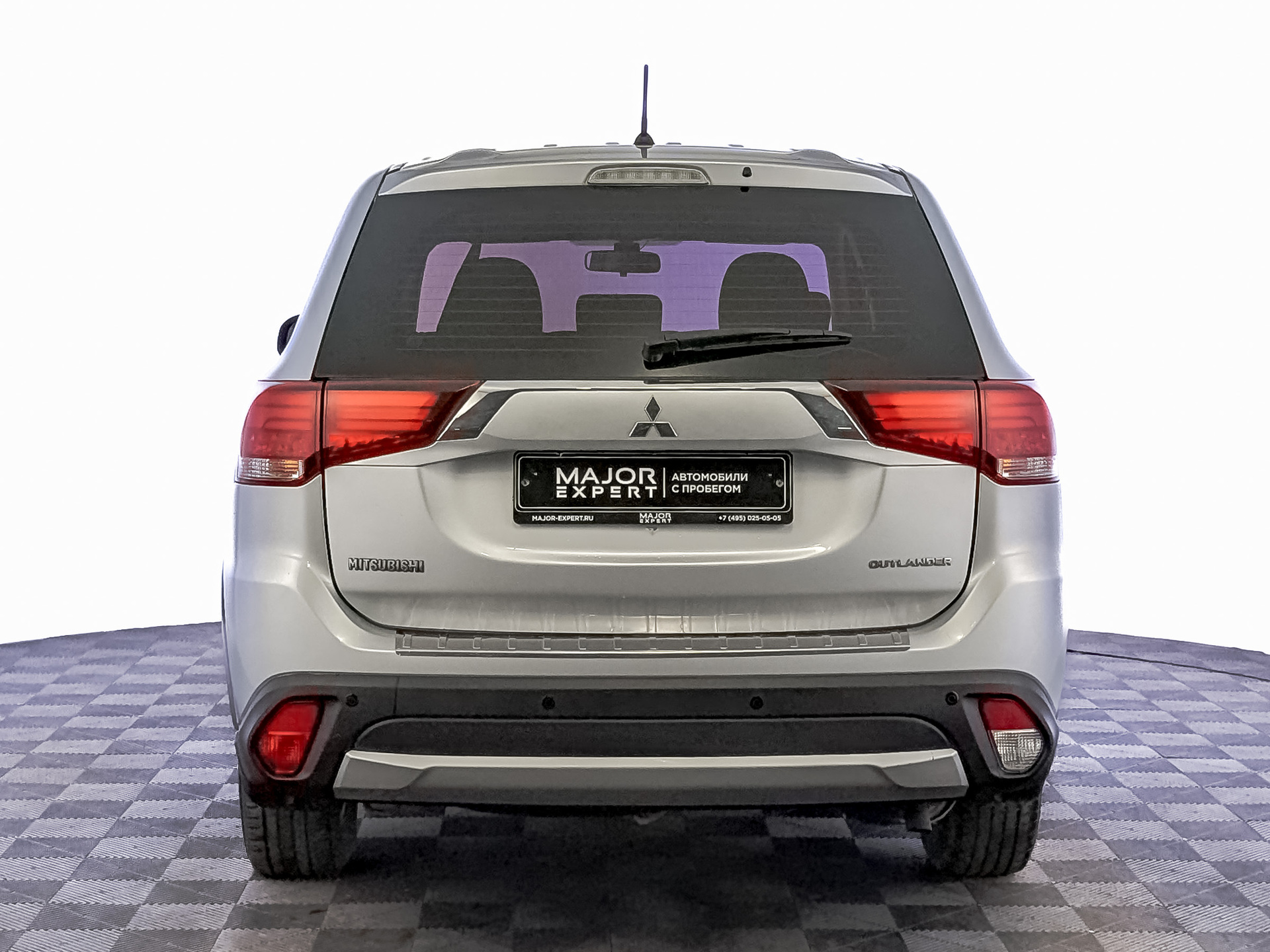 MITSUBISHI Outlander 2.00 (146 л.с), автомат, 2015, пробег 178 330 км