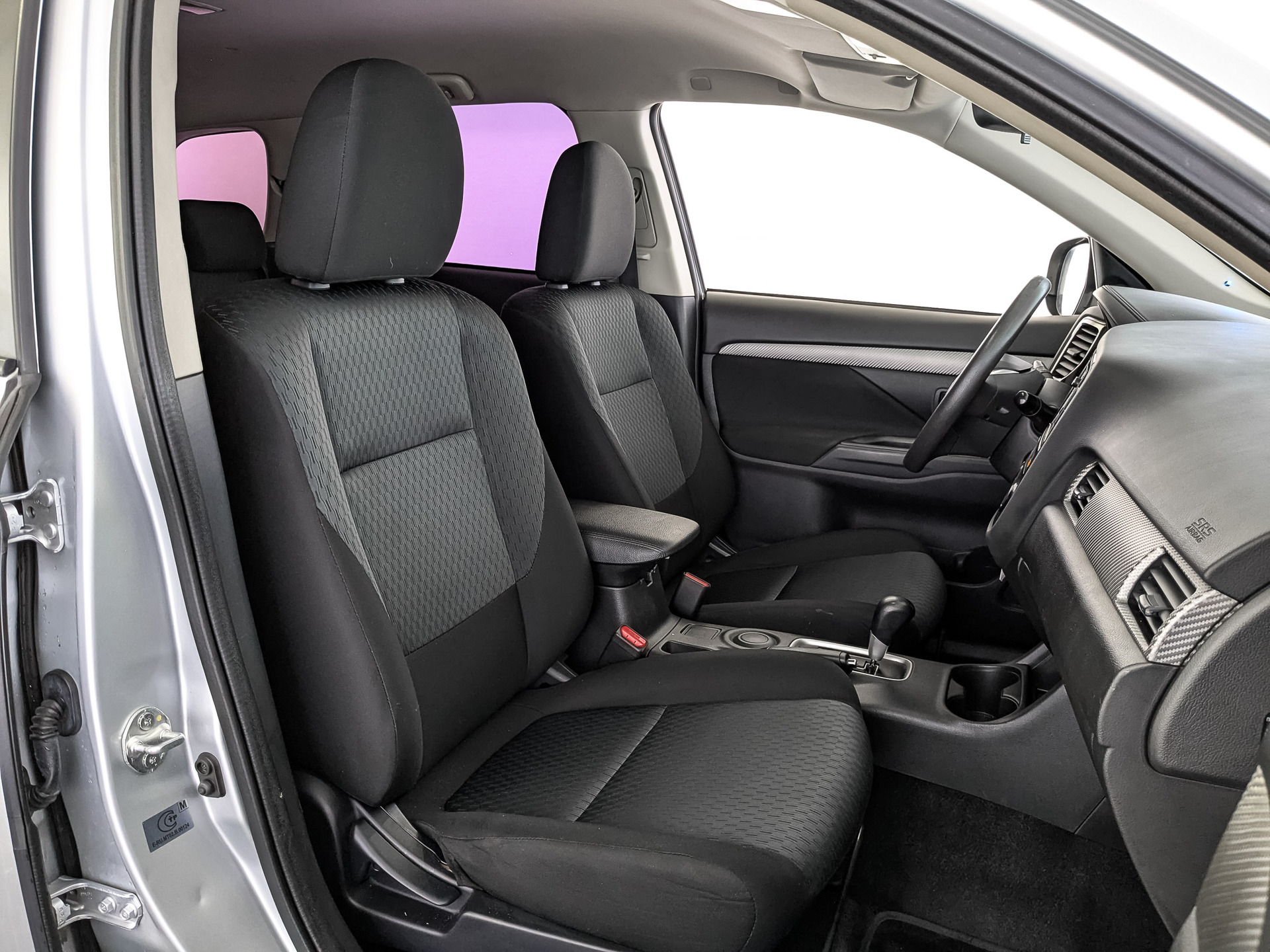 MITSUBISHI Outlander 2.00 (146 л.с), автомат, 2015, пробег 178 330 км