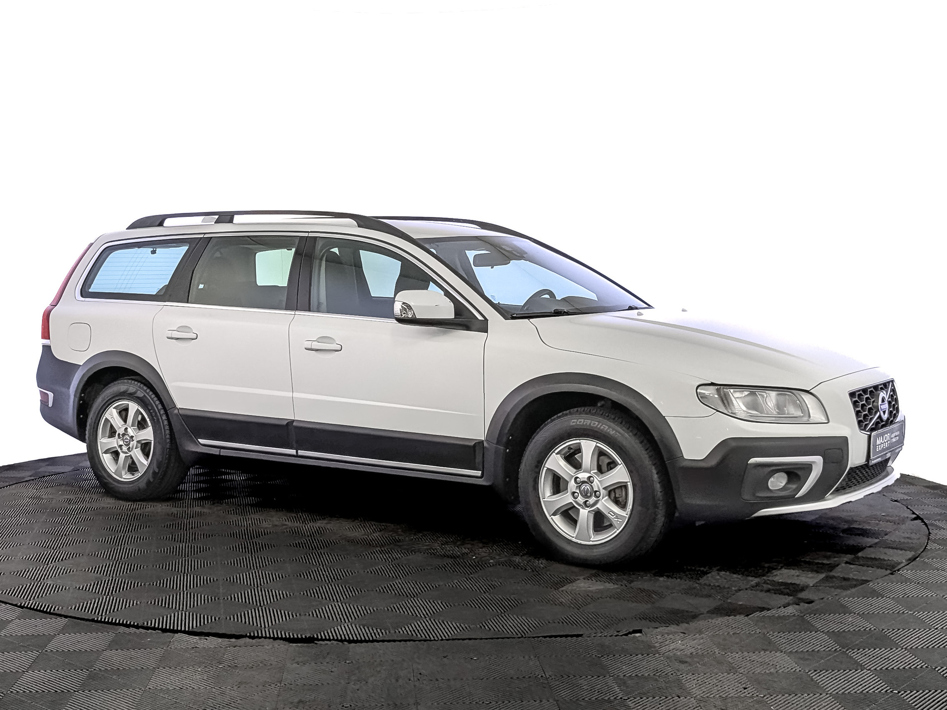 VOLVO XC70 2.40 (181 л.с), автомат, 2014, пробег 228 704 км