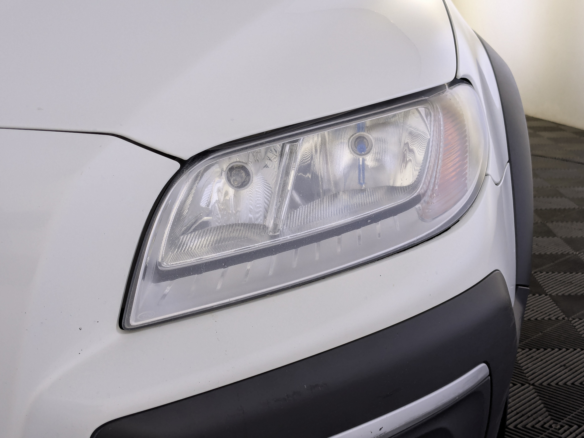 VOLVO XC70 2.40 (181 л.с), автомат, 2014, пробег 228 704 км