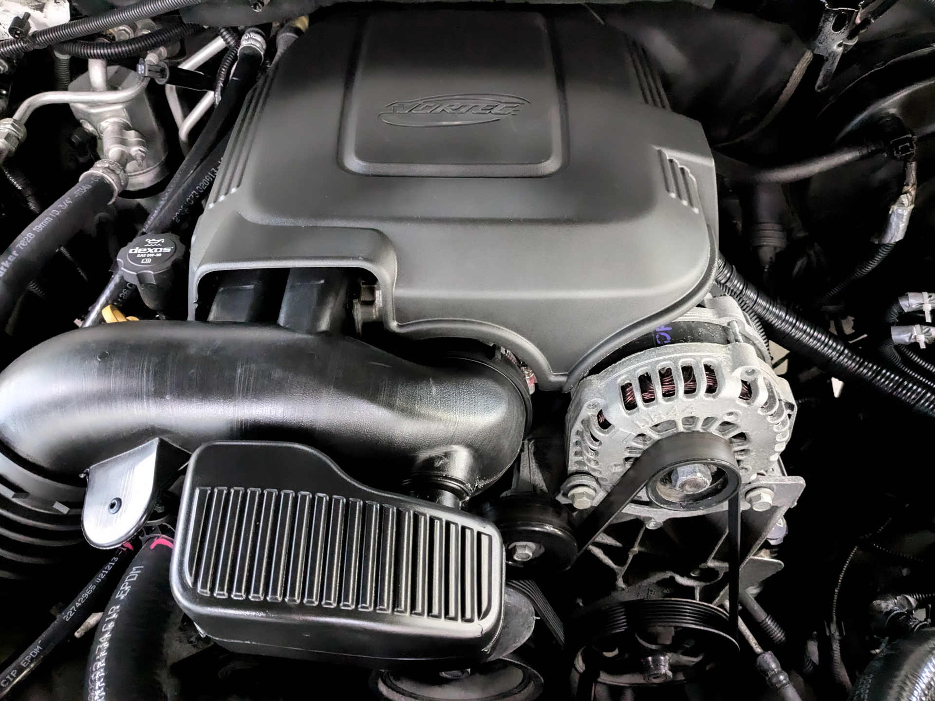 CHEVROLET Tahoe 5.30 (325 л.с), автомат, 2013, пробег 86 663 км