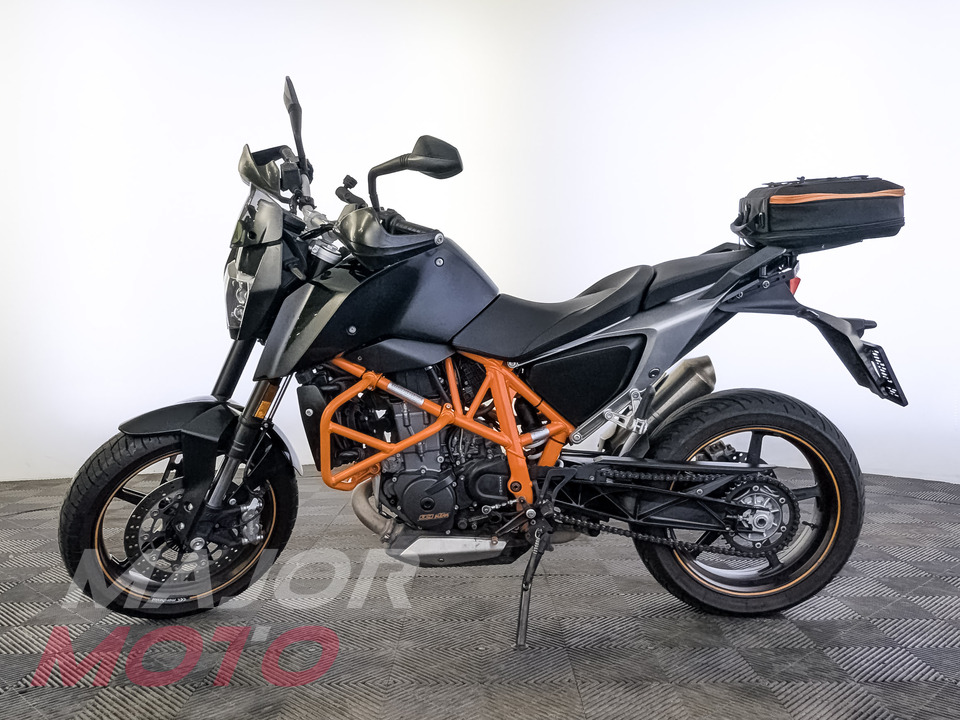 KTM 690 Duke R - фото №2