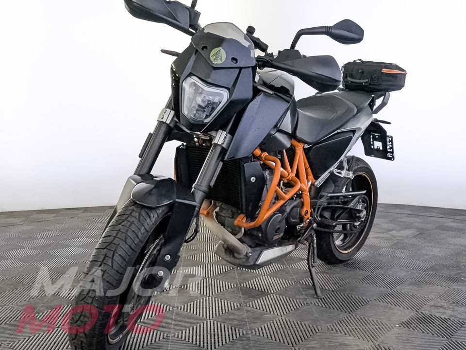 KTM 690 Duke R - фото №3