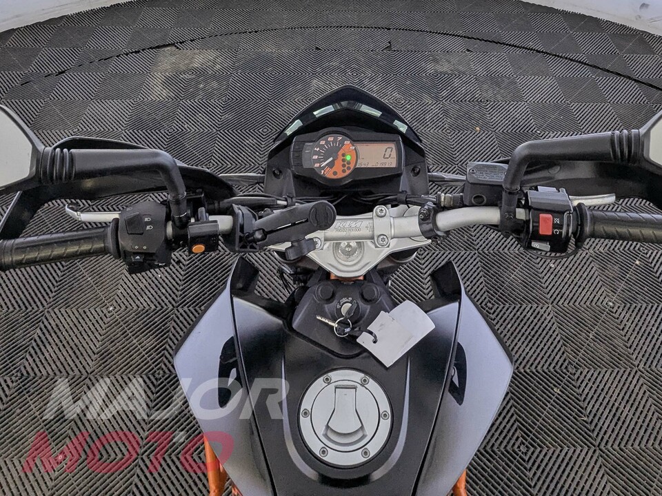 KTM 690 Duke R - фото №11