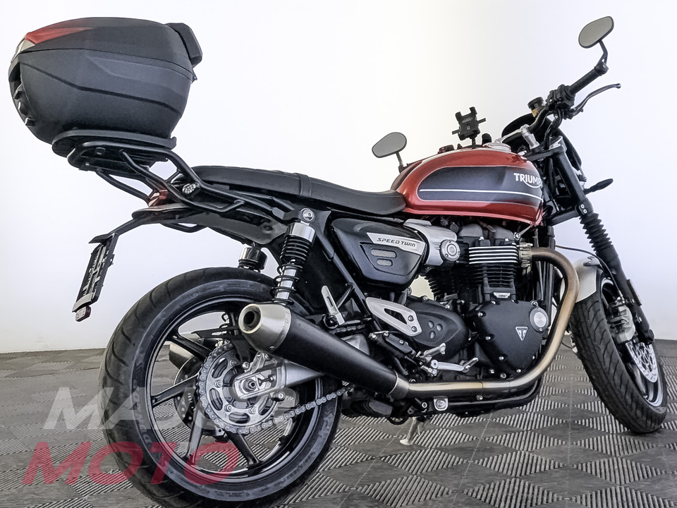Triumph Speed Twin 1200 - фото №6