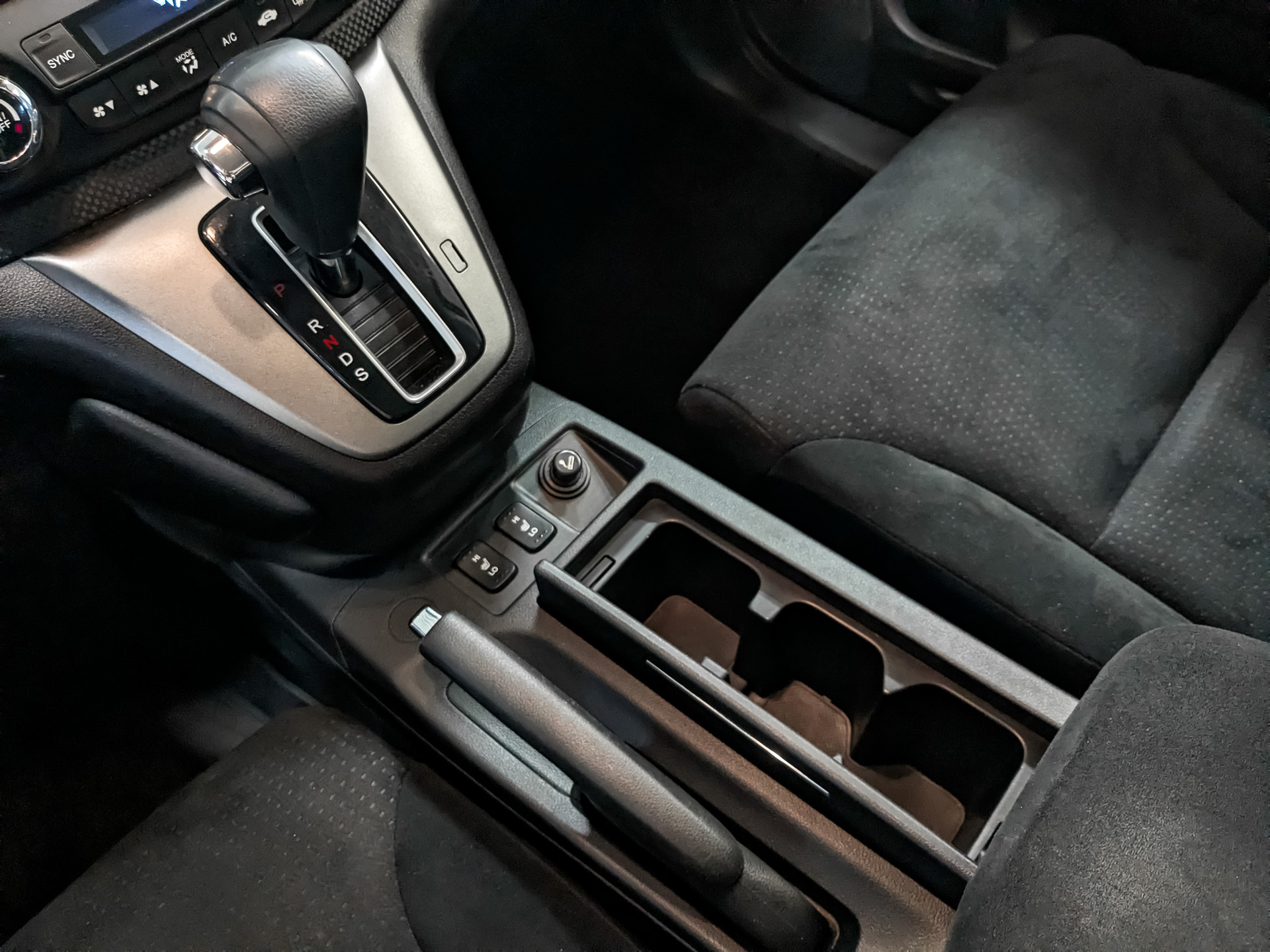 HONDA CR-V 2.00 (150 л.с), автомат, 2014, пробег 115 878 км
