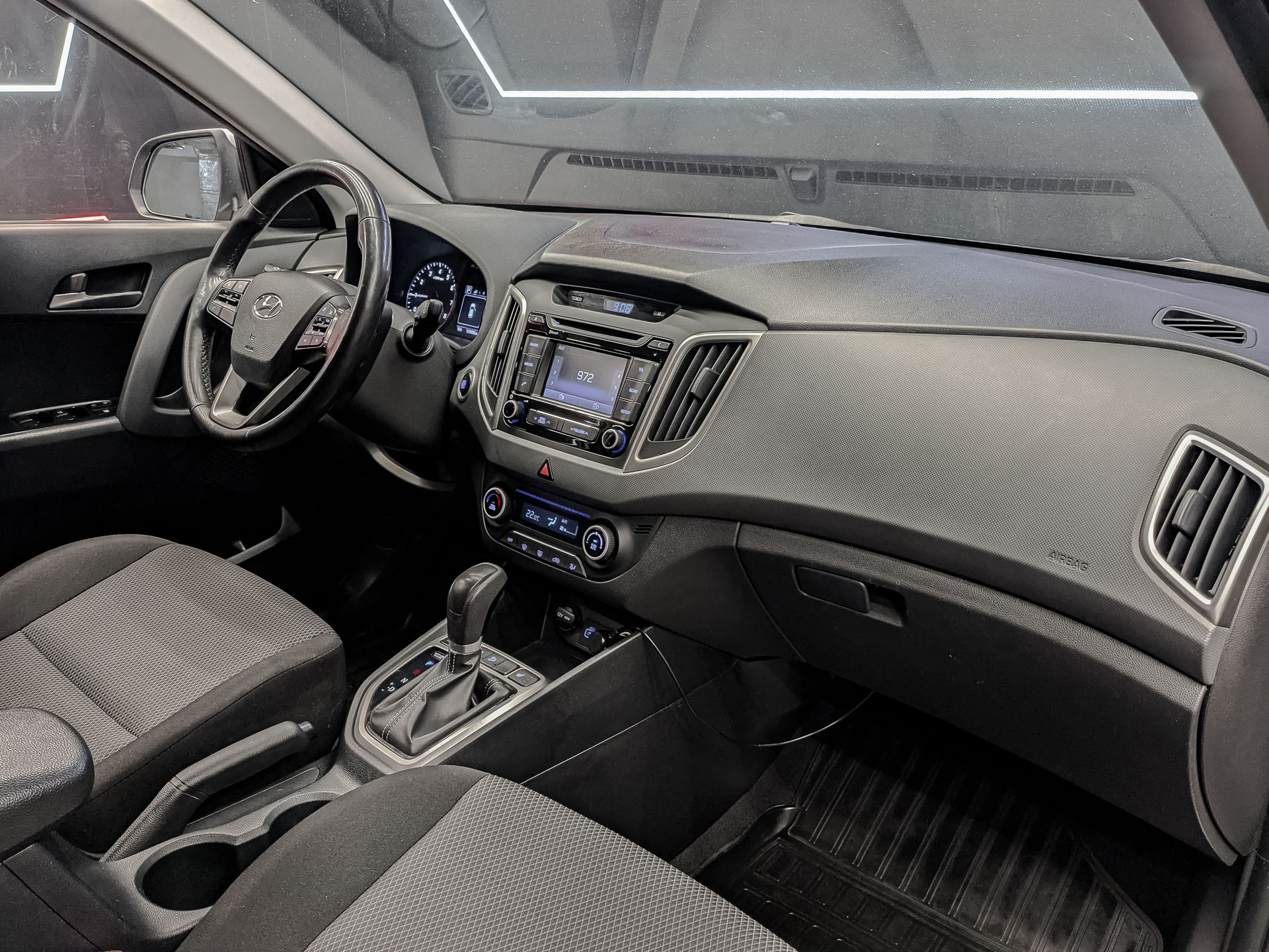 HYUNDAI Creta 2.00 (149 л.с), автомат, 2018, пробег 128 995 км