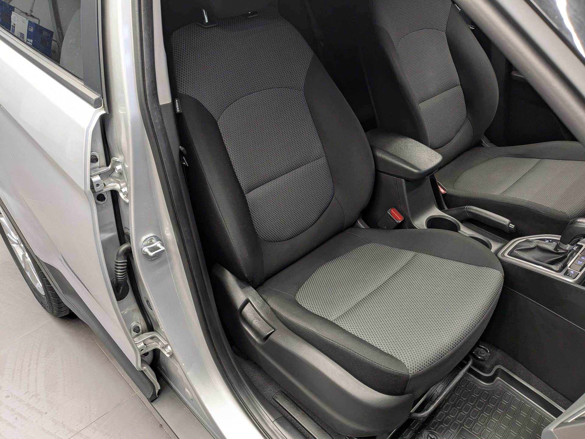 HYUNDAI Creta 2.00 (149 л.с), автомат, 2018, пробег 128 995 км