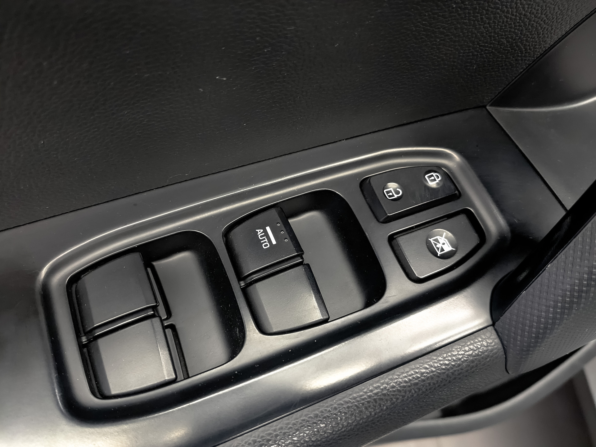 HYUNDAI Creta 2.00 (149 л.с), автомат, 2018, пробег 128 995 км