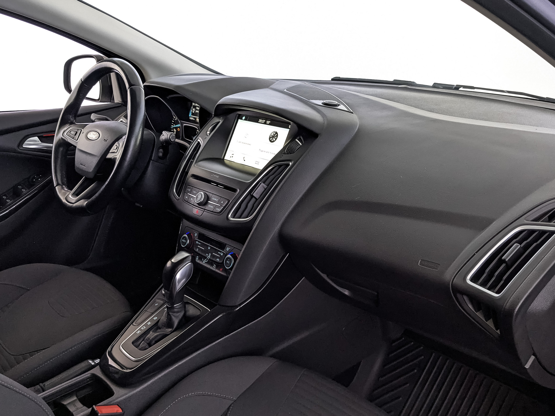FORD Focus 1.50 (150 л.с), автомат, 2018, пробег 142 861 км