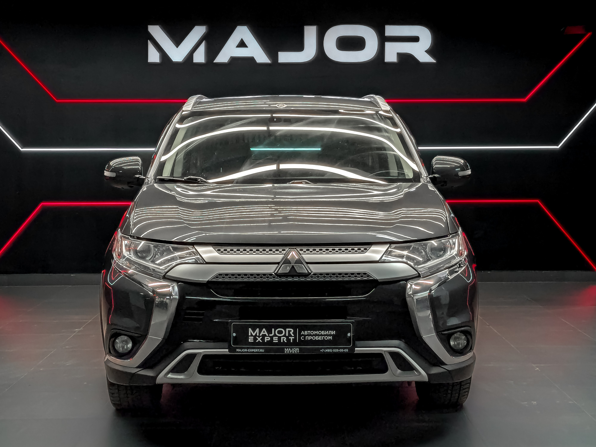 MITSUBISHI Outlander 2.00 (146 л.с), автомат, 2019, пробег 150 952 км