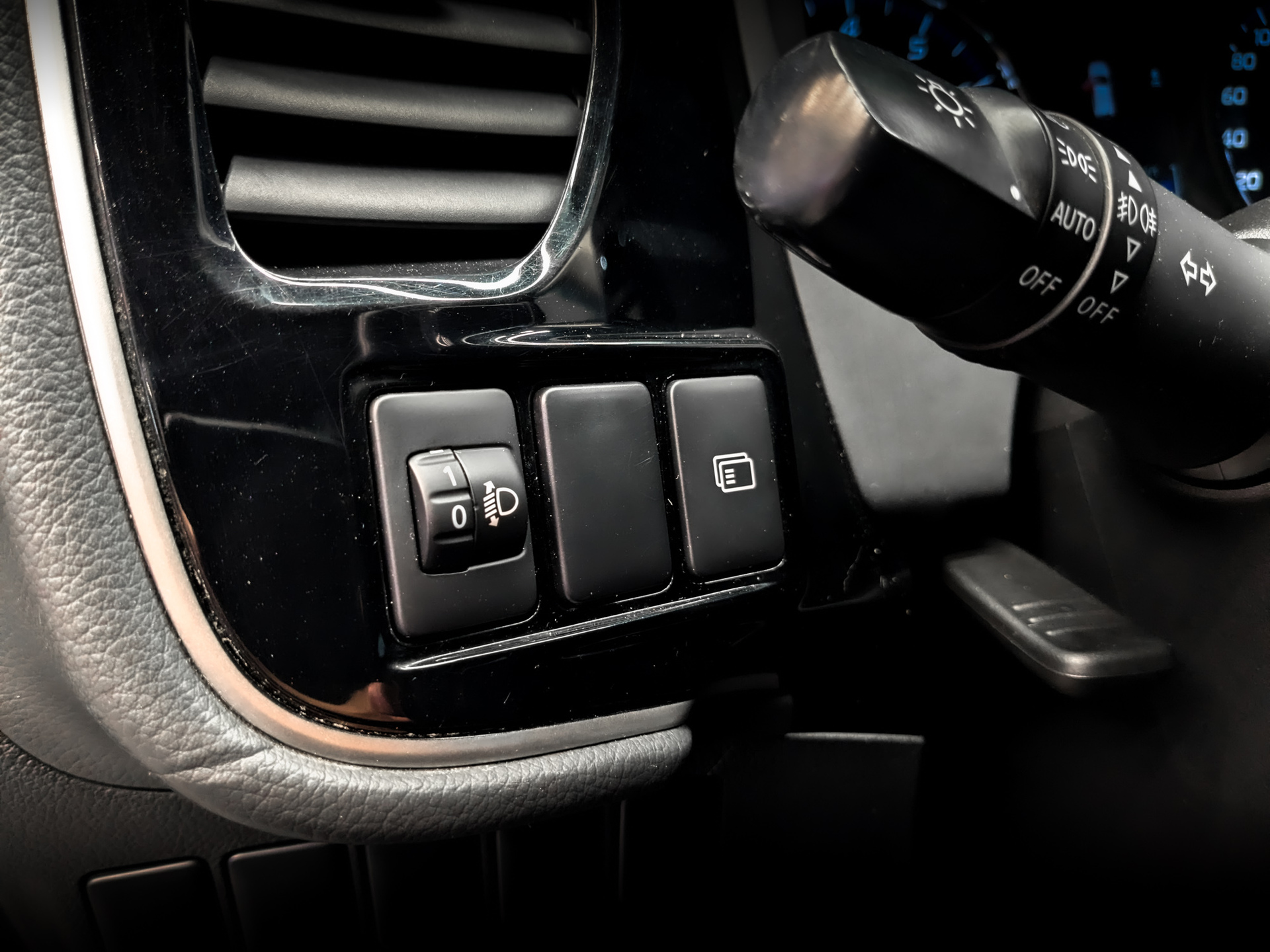 MITSUBISHI Outlander 2.00 (146 л.с), автомат, 2019, пробег 150 952 км