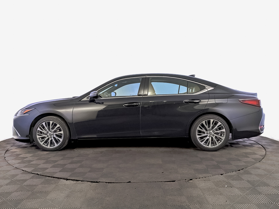 Фото Lexus ES с пробегом 114624 км