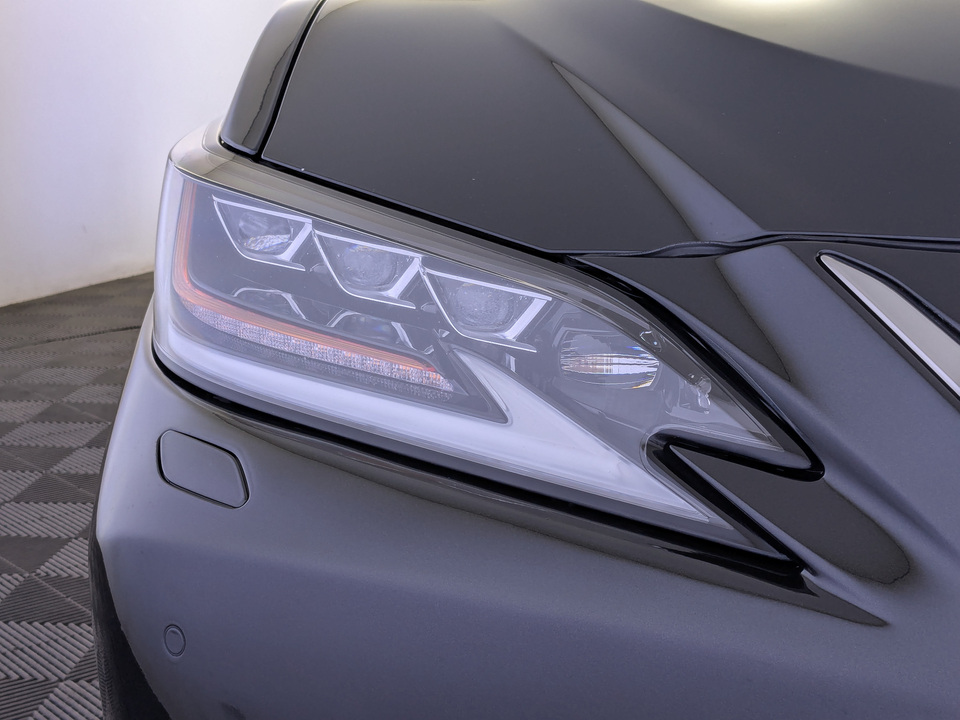 Фото Lexus ES с пробегом 114624 км