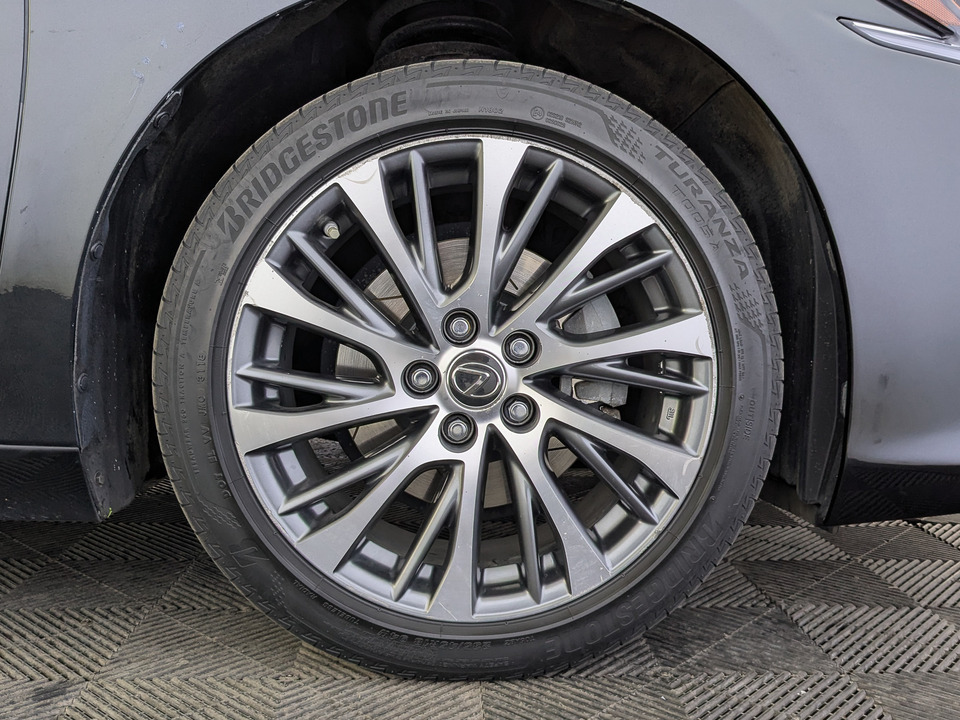 Фото Lexus ES с пробегом 114624 км