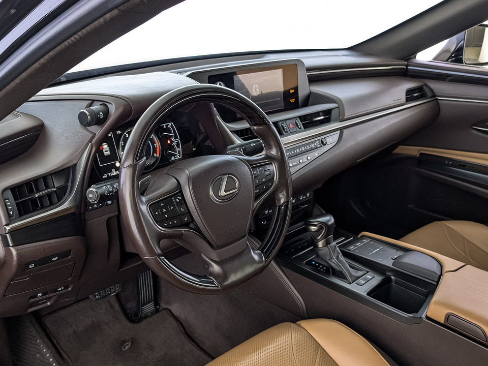 Фото Lexus ES с пробегом 114624 км