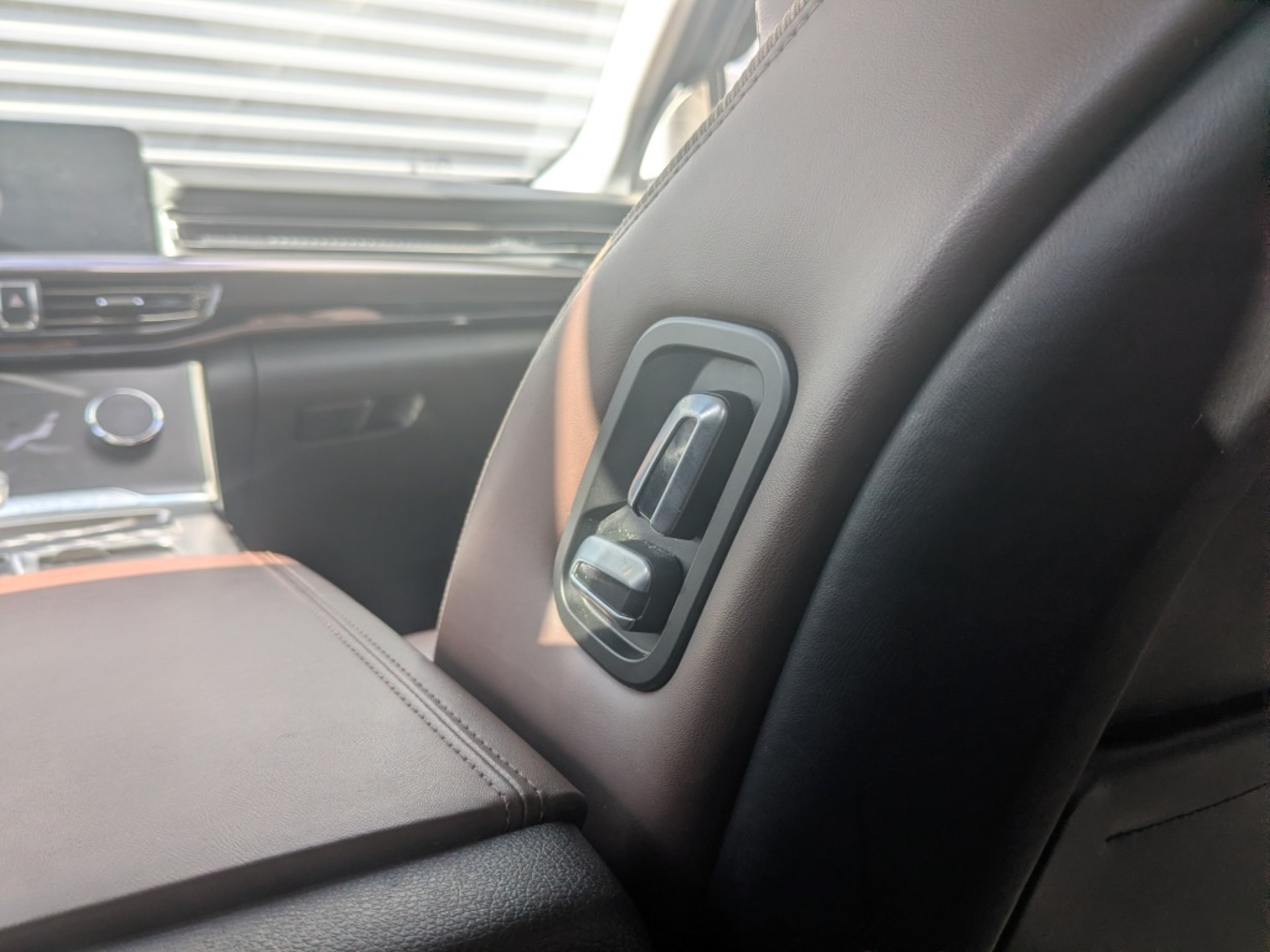 EXEED VX 2.00 (249 л.с), автомат, 2023, пробег 72 403 км