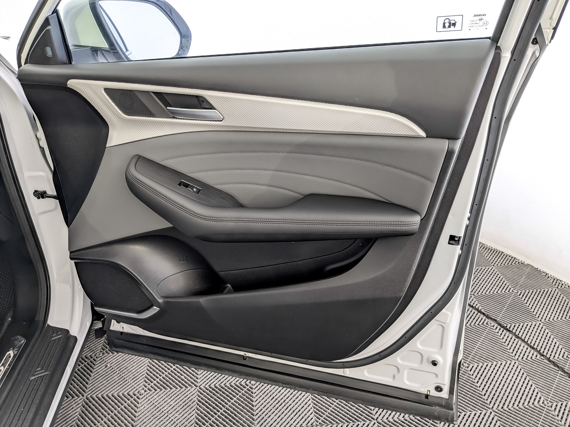 HAVAL F7 2.00 (190 л.с), автомат, 2023, пробег 73 070 км