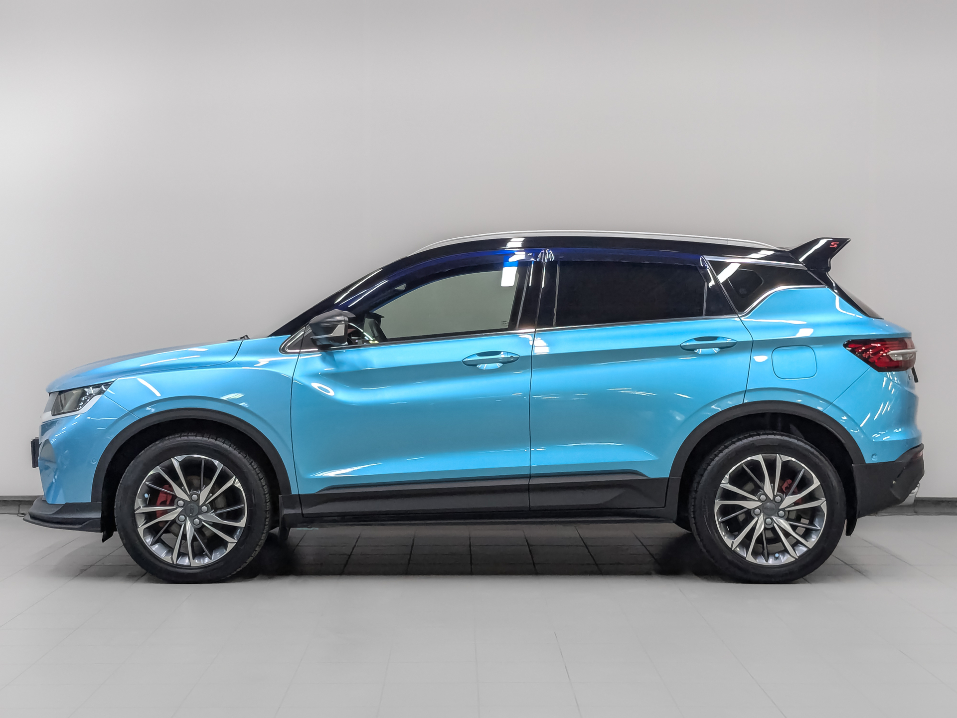 GEELY Coolray 1.50 (149 л.с), автомат, 2023, пробег 61 905 км