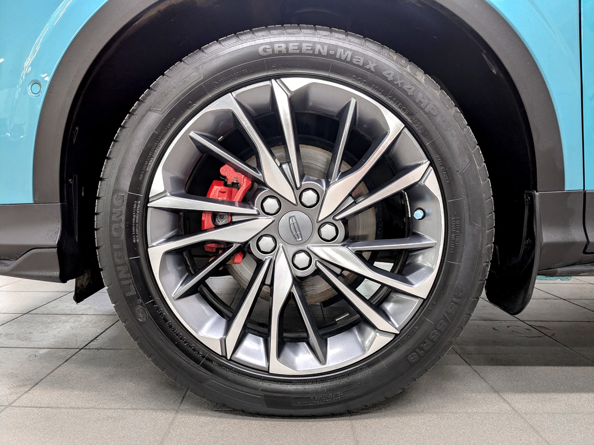 GEELY Coolray 1.50 (149 л.с), автомат, 2023, пробег 61 905 км