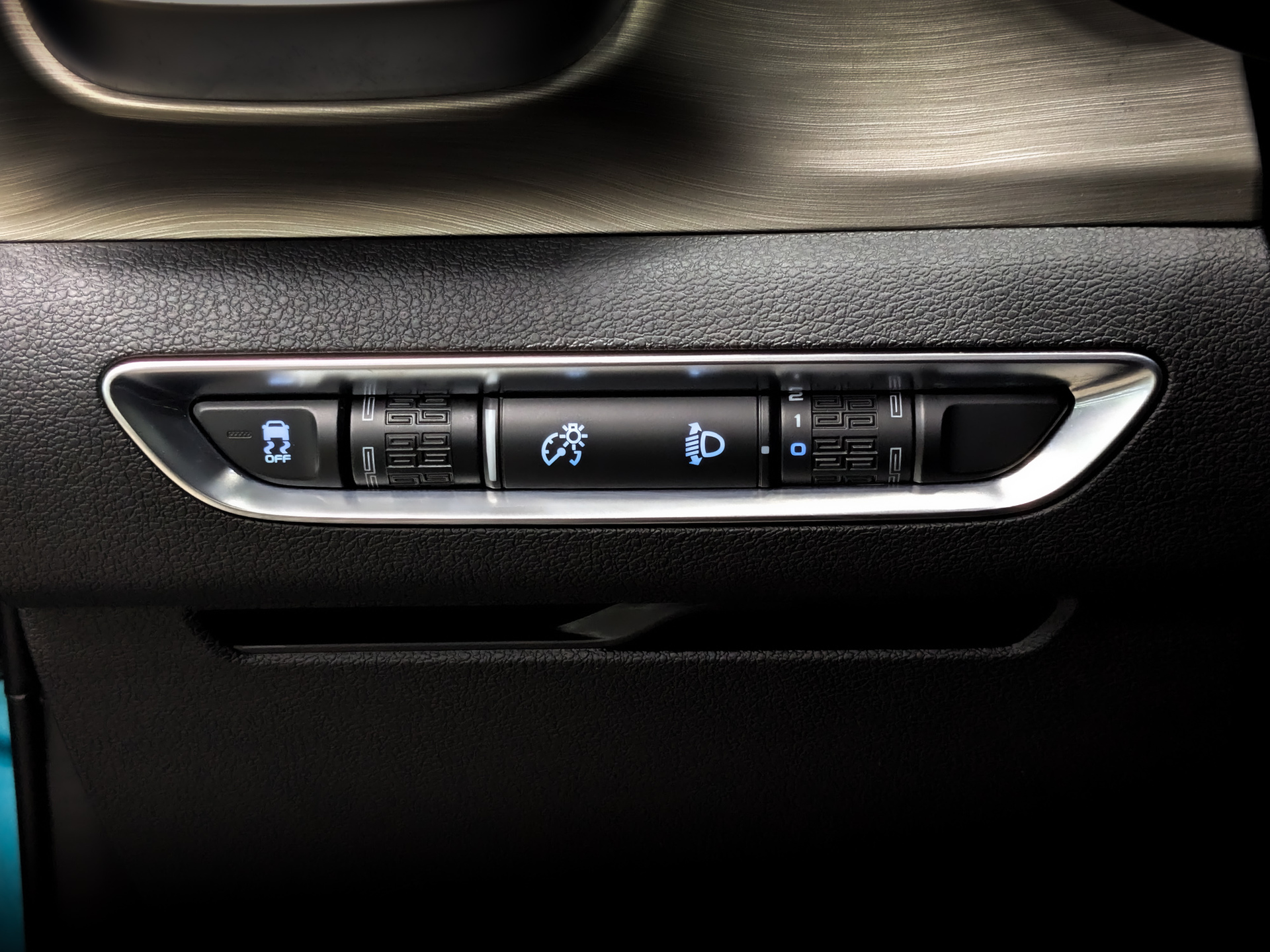 GEELY Coolray 1.50 (149 л.с), автомат, 2023, пробег 61 905 км