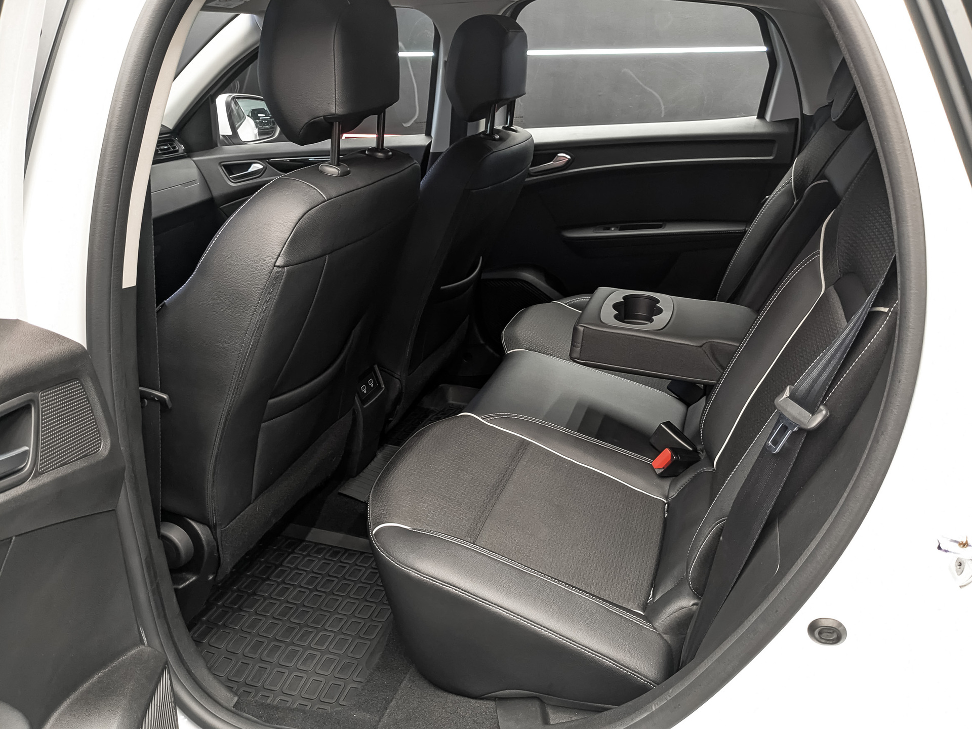 RENAULT Arkana 1.30 (150 л.с), автомат, 2020, пробег 70 055 км