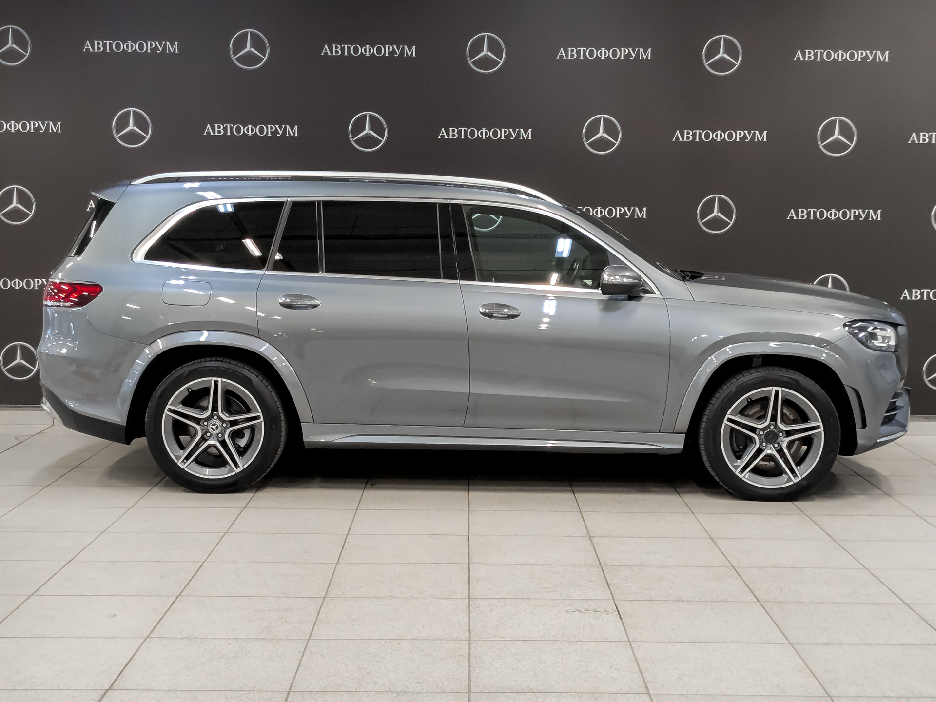 MERCEDES-BENZ GLS 4.00 (489 л.с), автомат, 2020, пробег 93 460 км