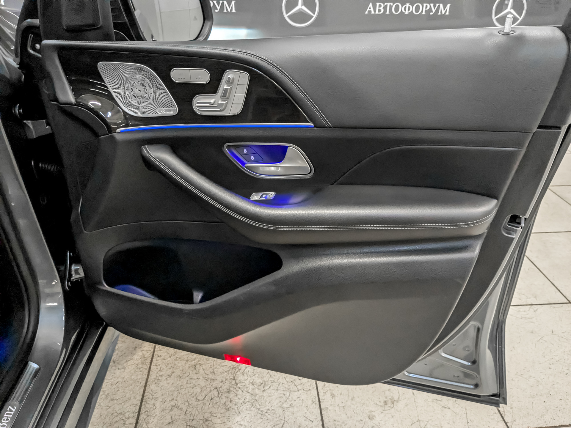 MERCEDES-BENZ GLS 4.00 (489 л.с), автомат, 2020, пробег 93 460 км