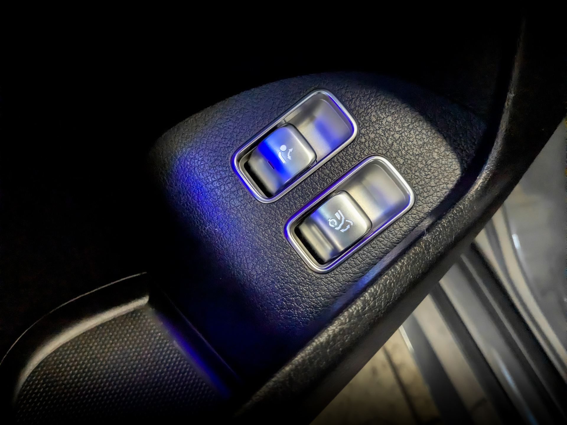 MERCEDES-BENZ GLS 4.00 (489 л.с), автомат, 2020, пробег 93 460 км