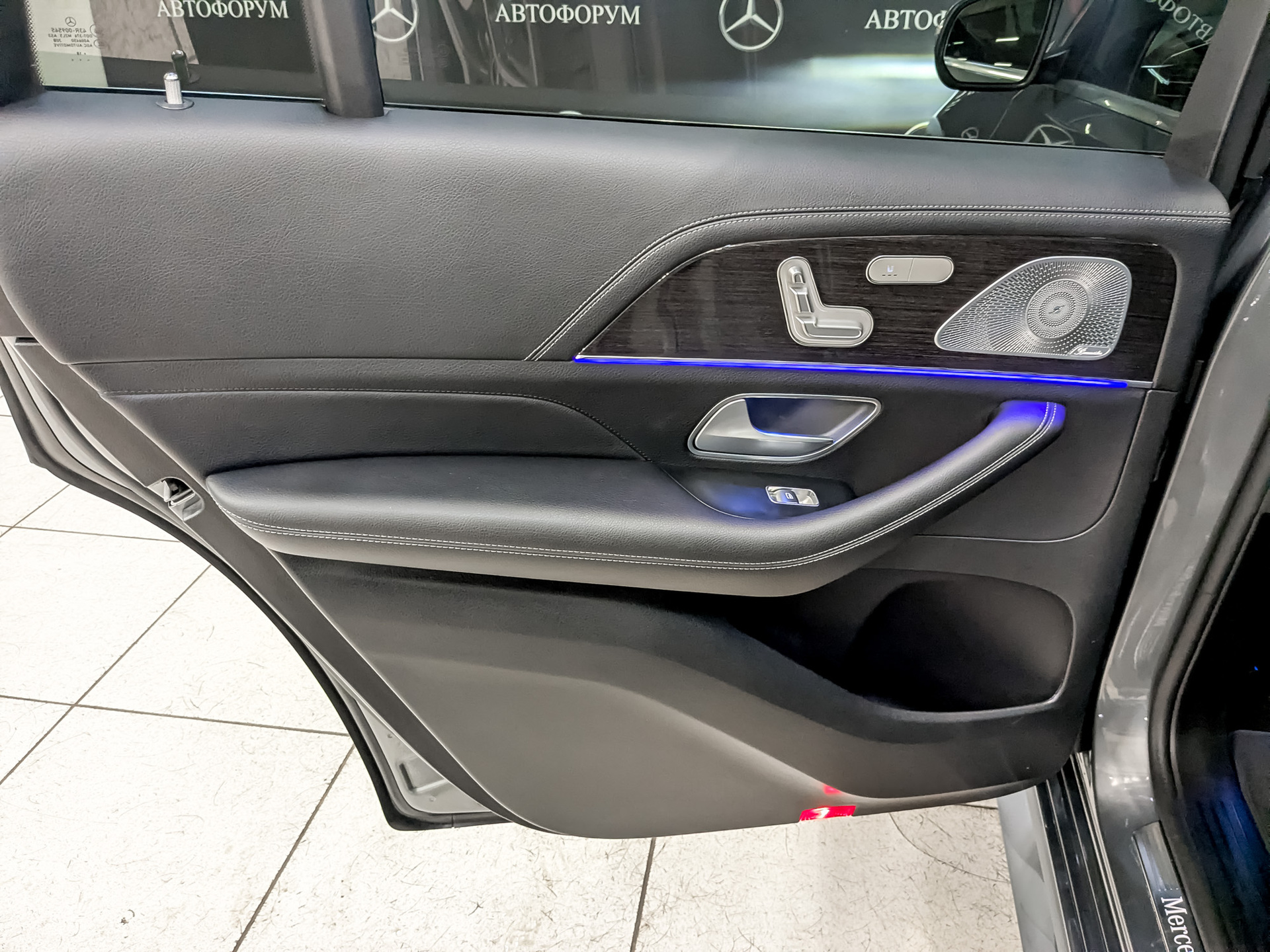 MERCEDES-BENZ GLS 4.00 (489 л.с), автомат, 2020, пробег 93 460 км