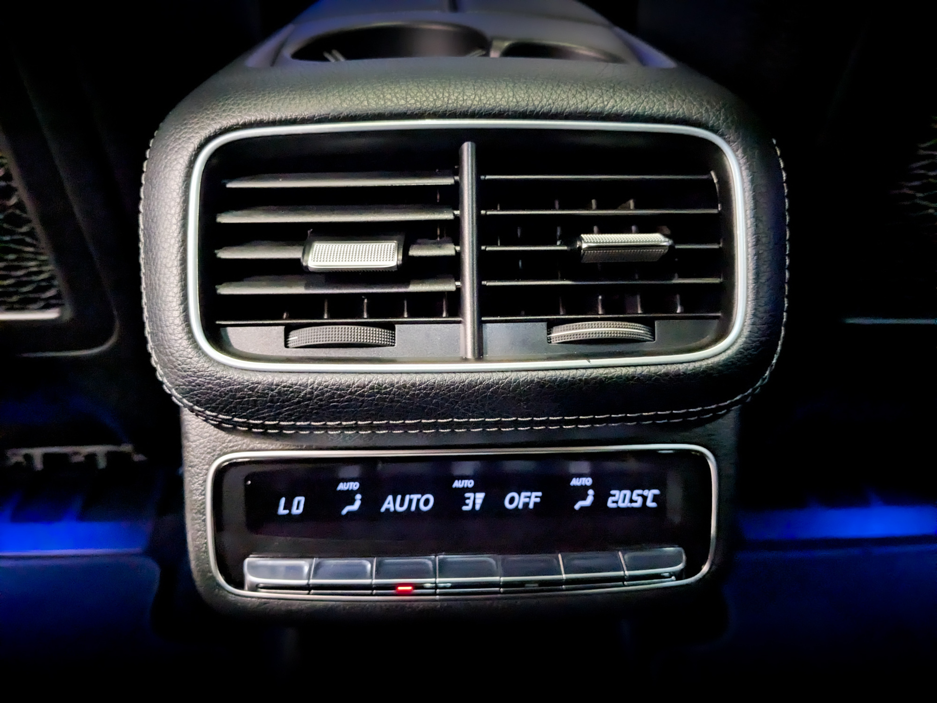 MERCEDES-BENZ GLS 4.00 (489 л.с), автомат, 2020, пробег 93 460 км