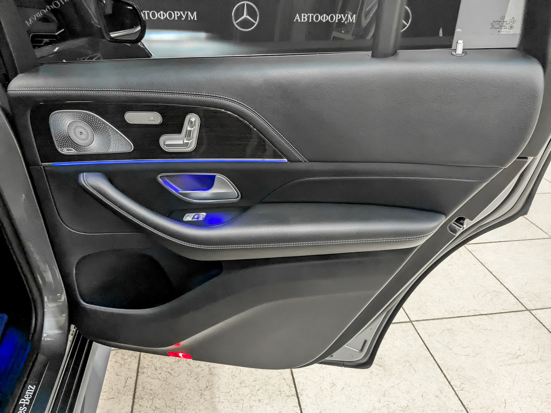 MERCEDES-BENZ GLS 4.00 (489 л.с), автомат, 2020, пробег 93 460 км