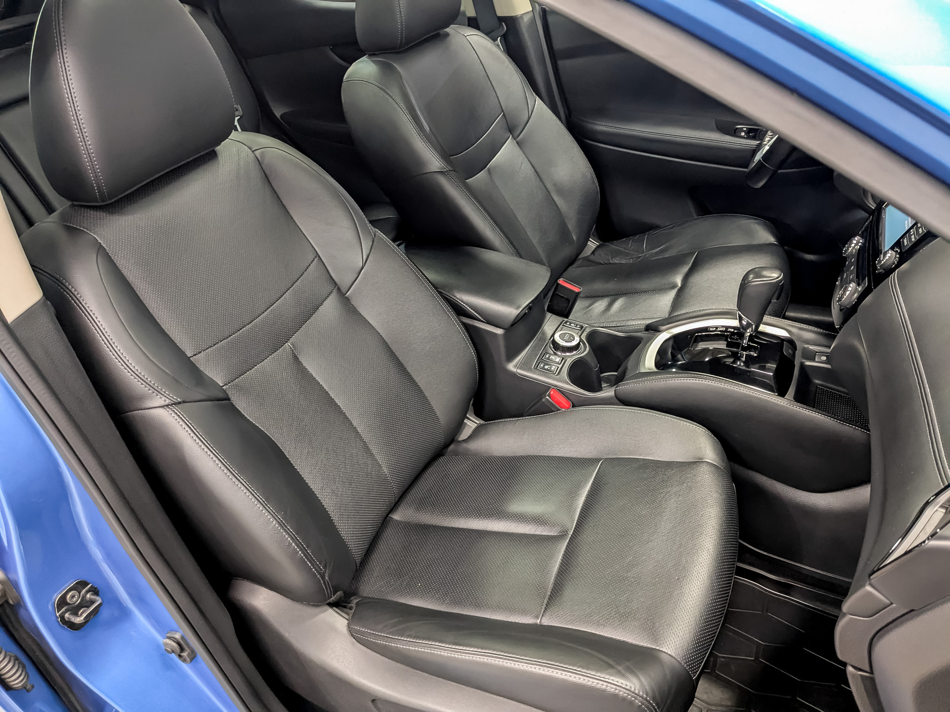 NISSAN Qashqai 2.00 (144 л.с), автомат, 2019, пробег 102 326 км