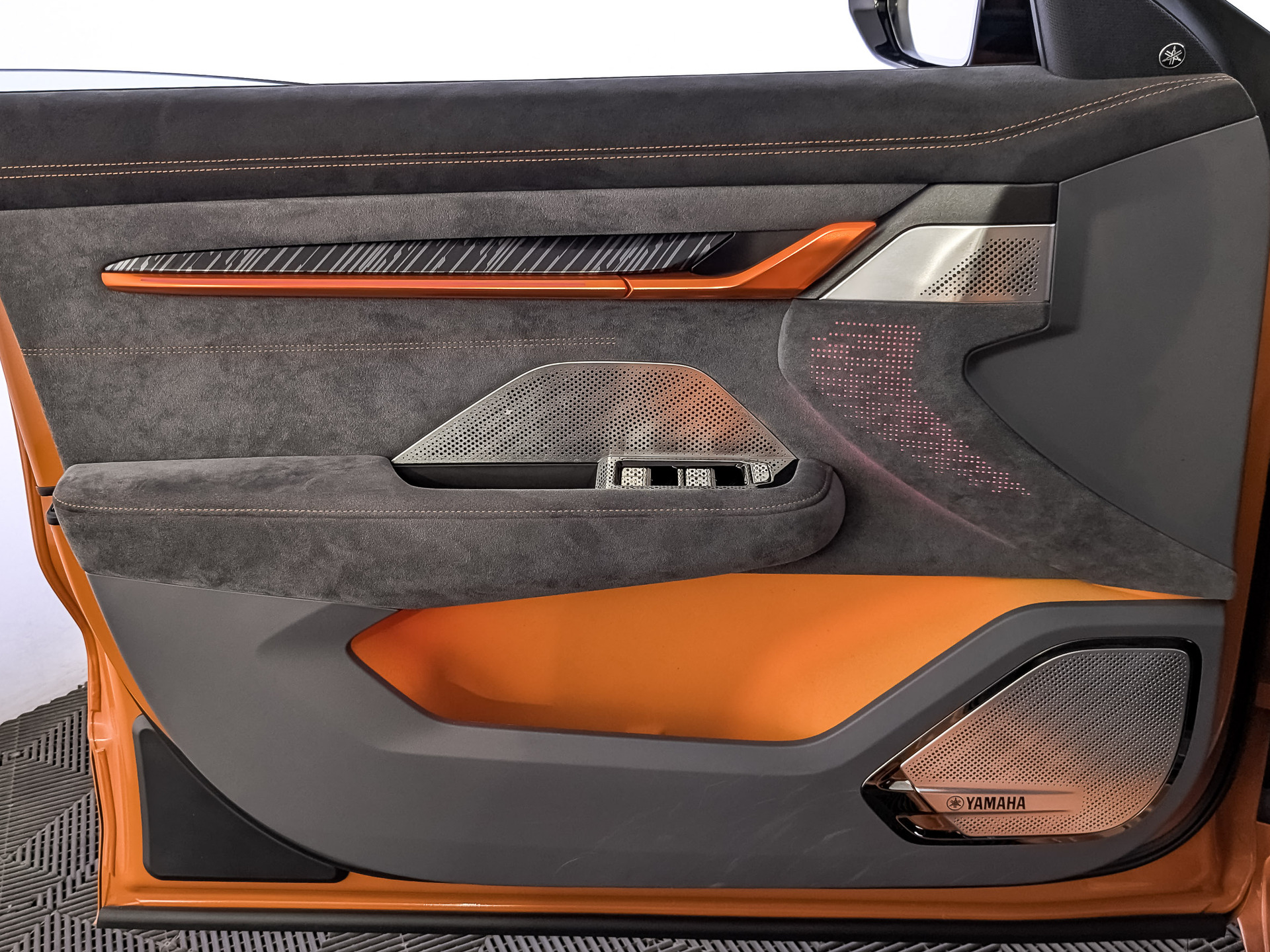 ZEEKR 001 0.00 (204 л.с), автомат, 2023, пробег 65 610 км