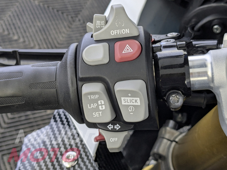 BMW S 1000RR - фото №14