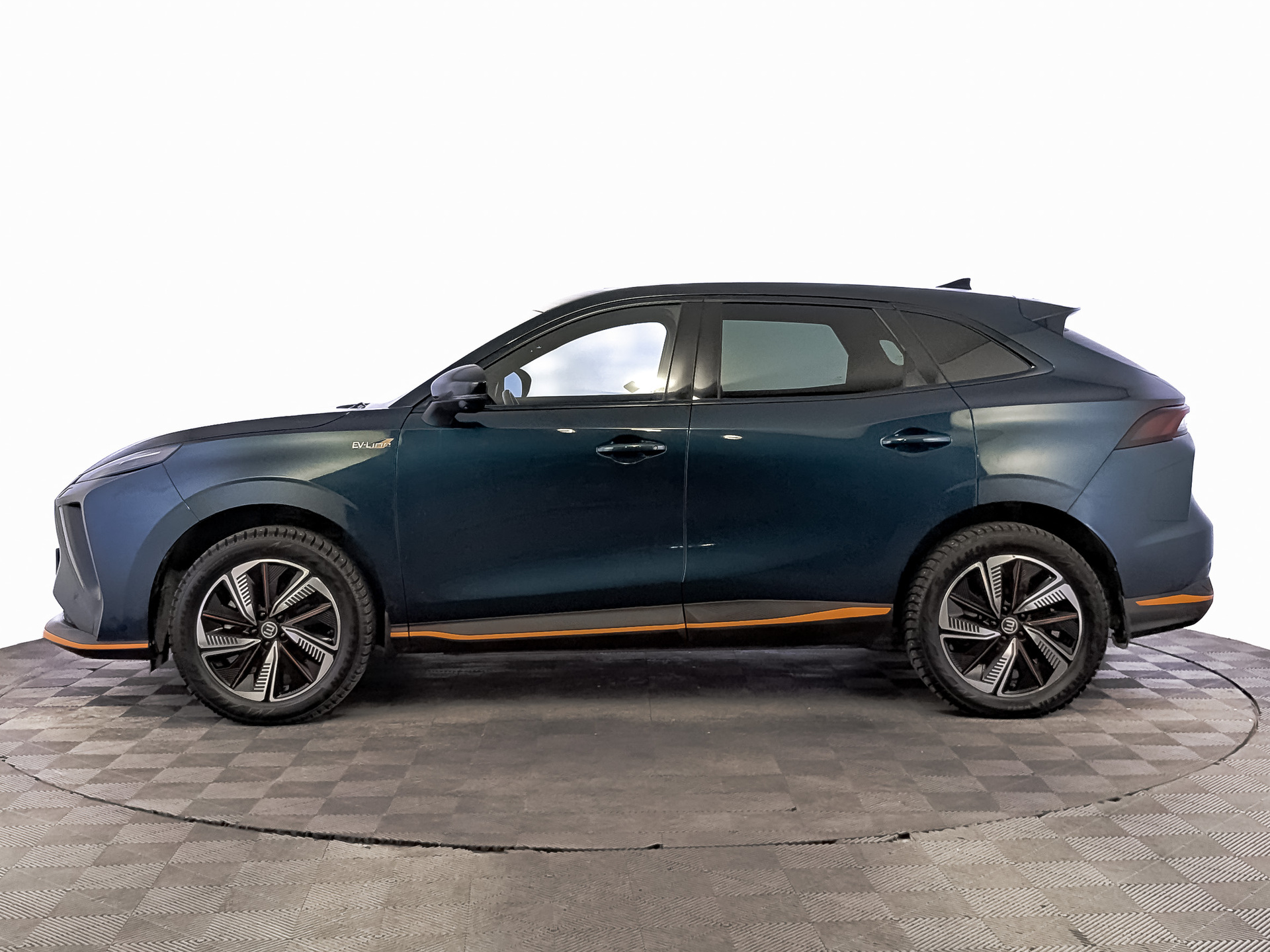EVOLUTE i-SKY 0.00 (108 л.с), автомат, 2024, пробег 21 856 км