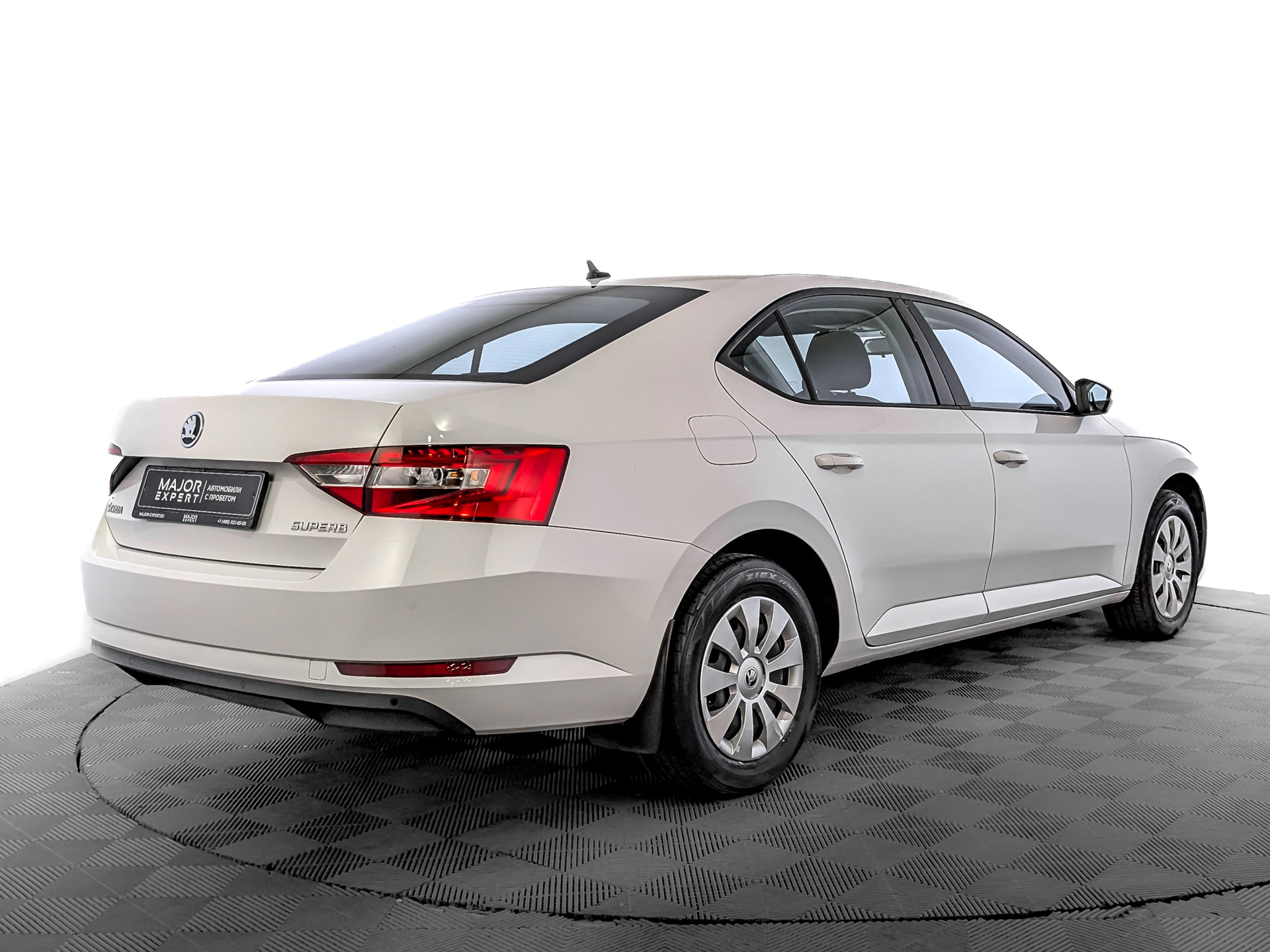 SKODA Superb 1.40 (150 л.с), автомат, 2019, пробег 40 183 км