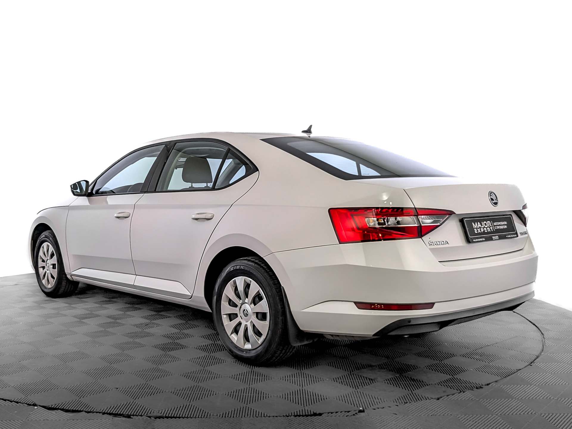 SKODA Superb 1.40 (150 л.с), автомат, 2019, пробег 40 183 км