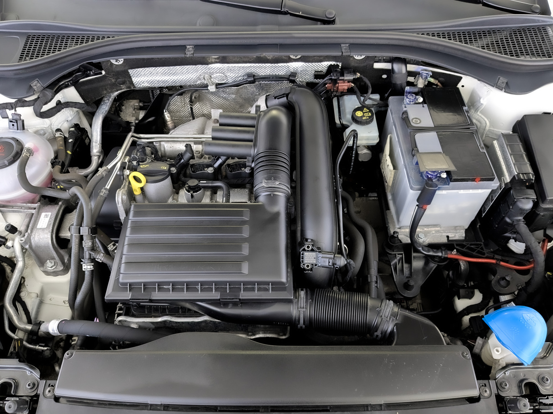 SKODA Superb 1.40 (150 л.с), автомат, 2019, пробег 40 183 км