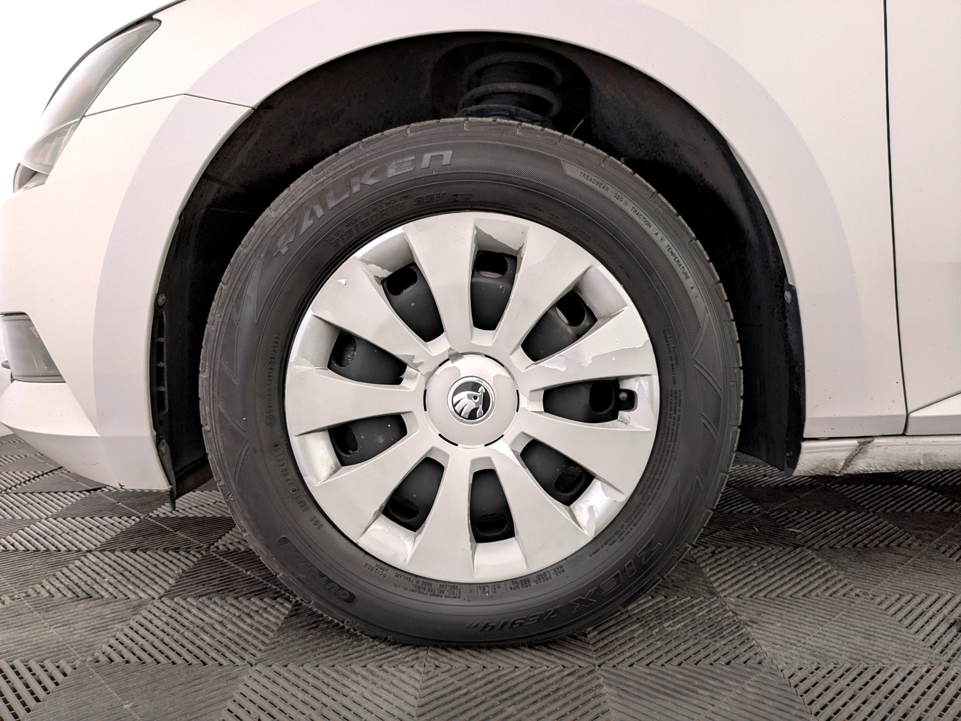 SKODA Superb 1.40 (150 л.с), автомат, 2019, пробег 40 183 км
